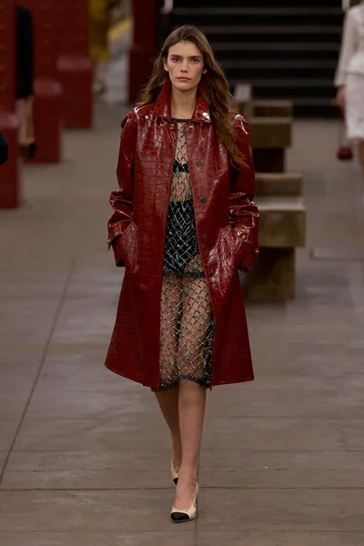 Look 23